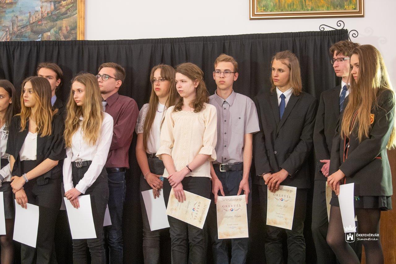 Fehérvári Versünnep 2022. - elődöntő