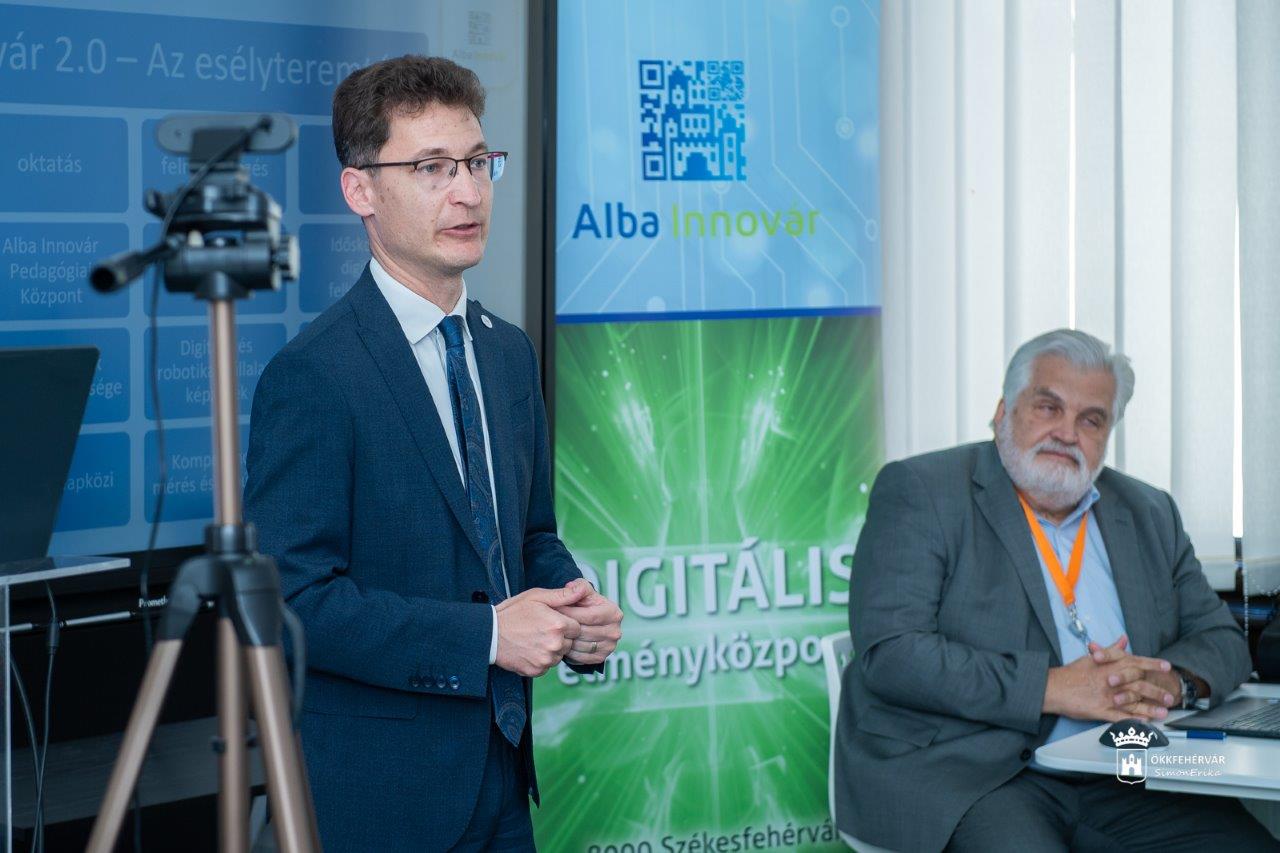 Az Alba Innovárban ülésezett a Magyar Innovációs Szövetség