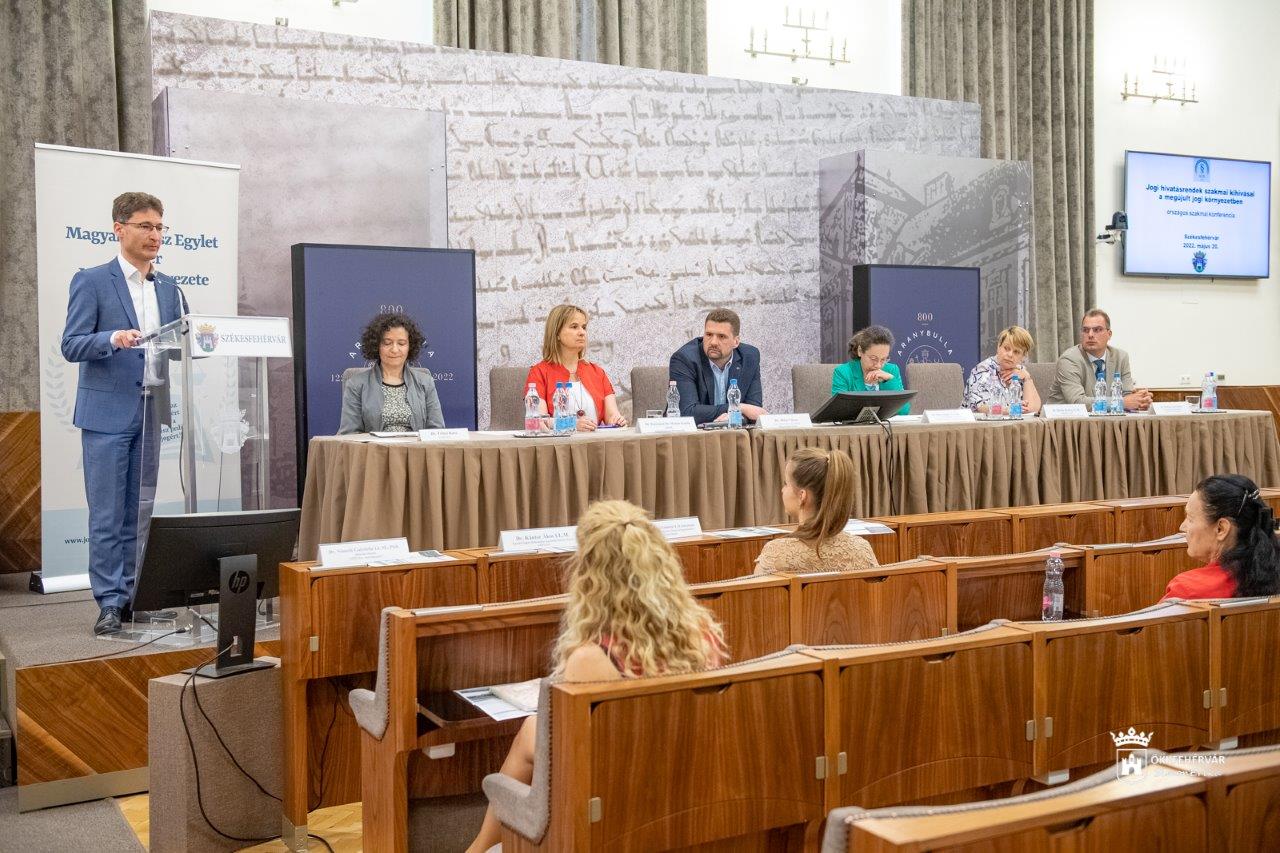 Országos jogi szakmai konferencia Székesfehérváron