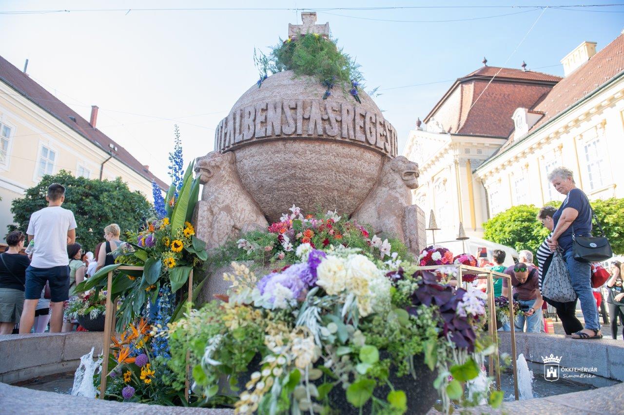 Pünkösdi virágálom Székesfehérvár Belvárosában 2022.