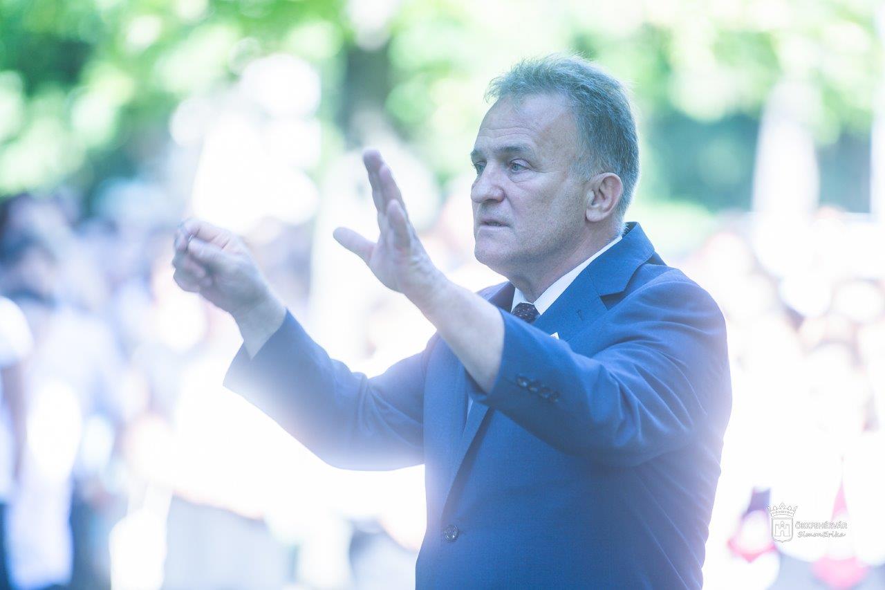 Így búcsúztatták a Kodályban Kneifel Imre Igazgató Urat