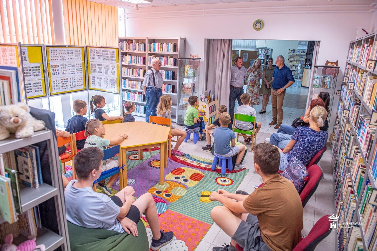 Olvasótáborban járt a Székesfehérvári Városi Bélyeggyűjtő Kör
