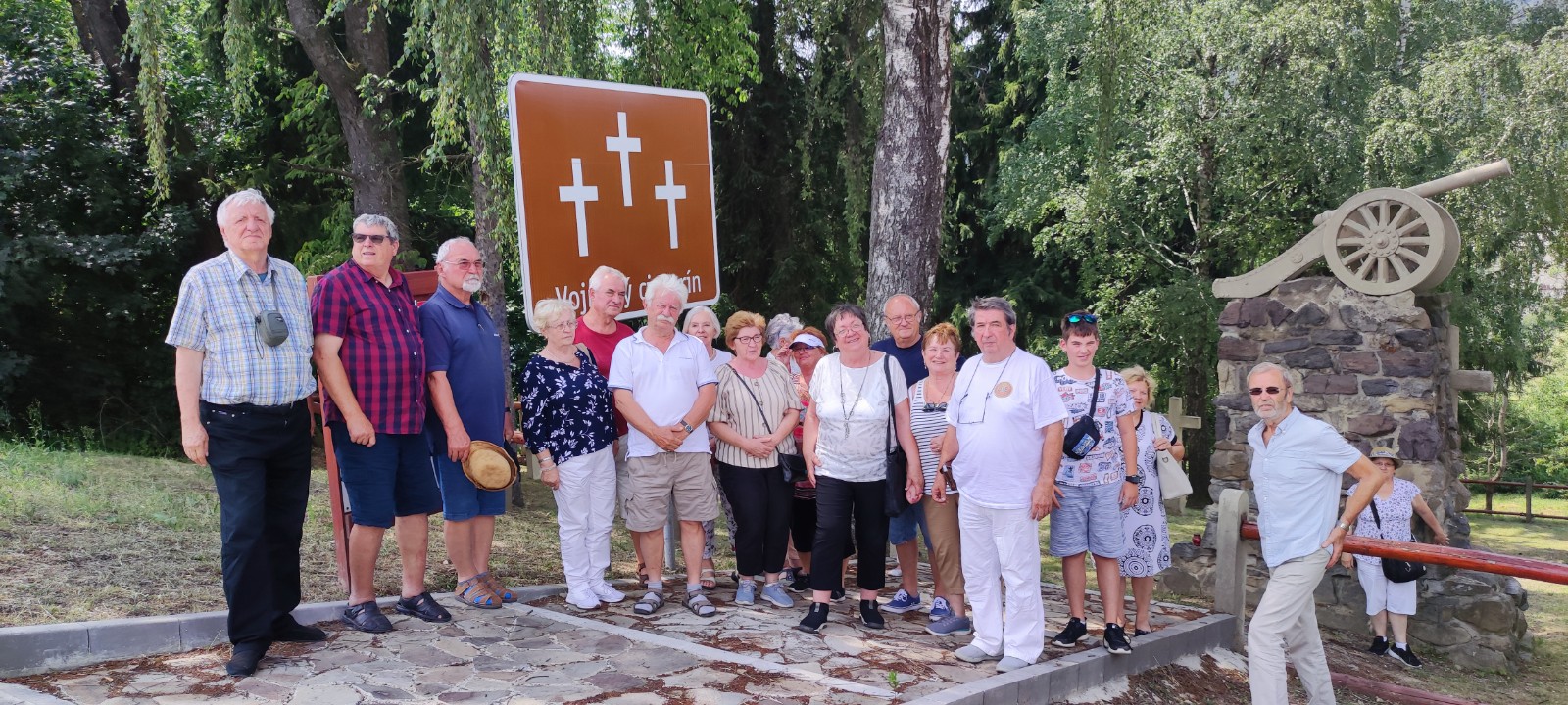 Kegyeleti úton fehérváriakkal Rákóczi és a világháborúban elesett katonáink nyomában