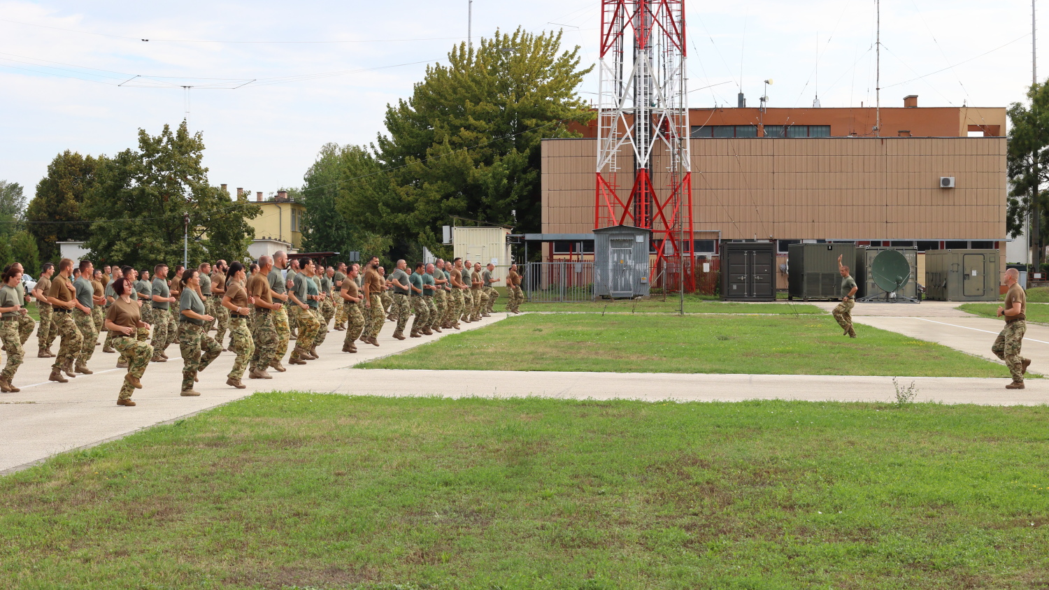 Ezredfutás az MH. 43. ezrednél