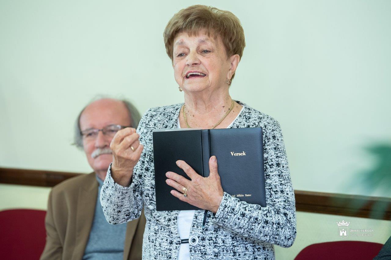 Bemutatták Szabóné Miklós Eszter könyvét