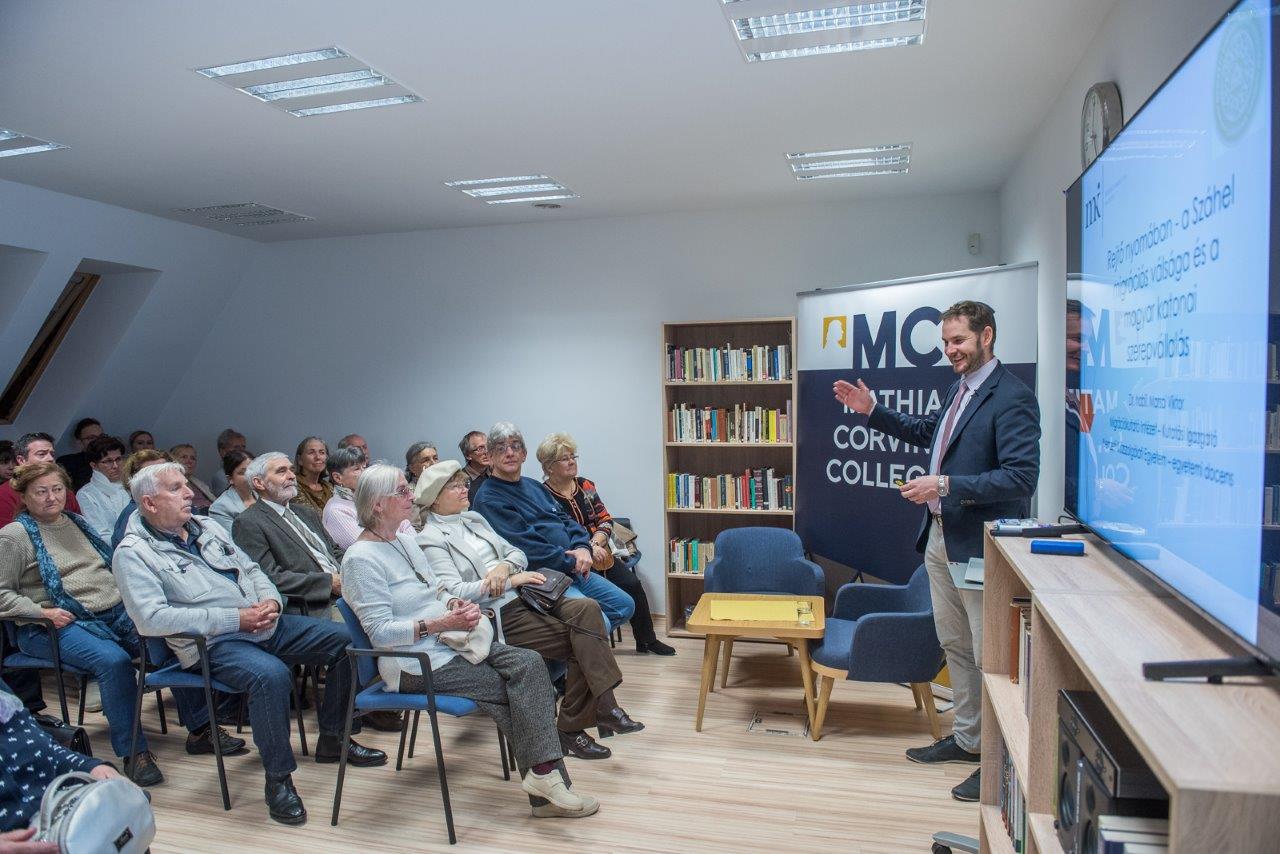 Rejtő nyomában - Marsai Viktor előadása Székesfehérváron