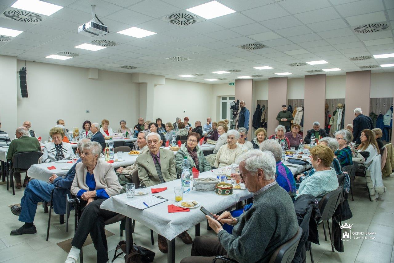 Húsz éves évfordulót ünnepelt a Közép-Dunántúli Vízügyi Igazgatóság Nyugdíjas Klub