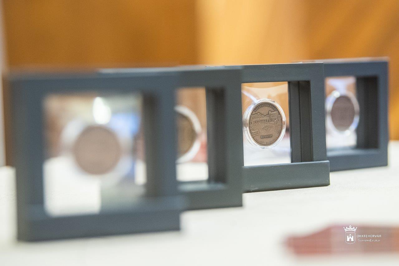 A Nemzeti Emlékhely tiszteletére bocsátottak ki emlékérmét