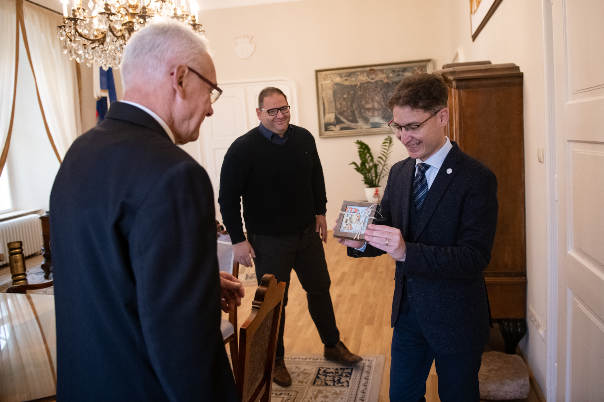 A Tóvárosi Lakásfenntartó Szövetkezet korábbi elnökét  köszöntötték