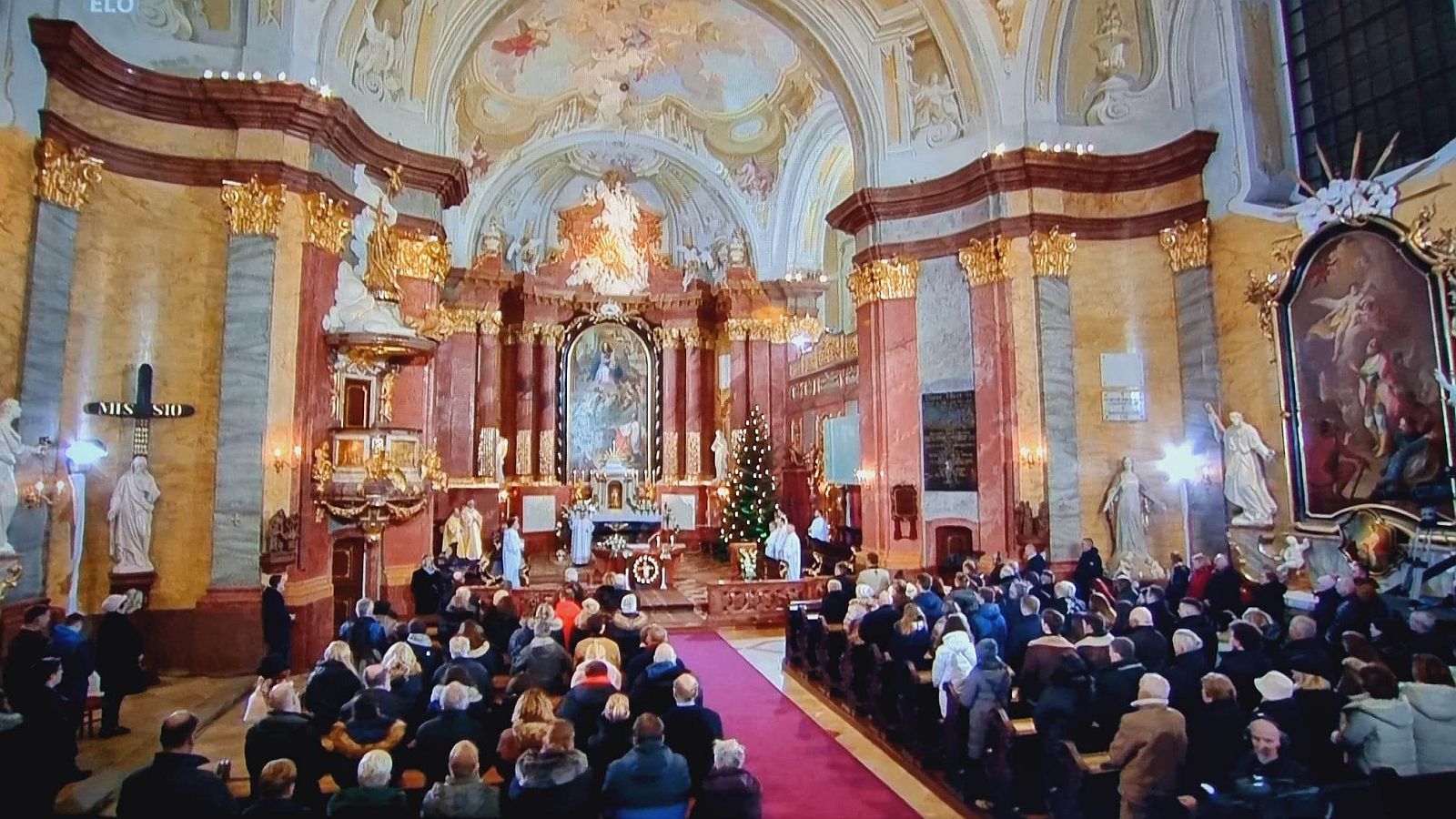 Éjféli mise a Szent István Bazilikában