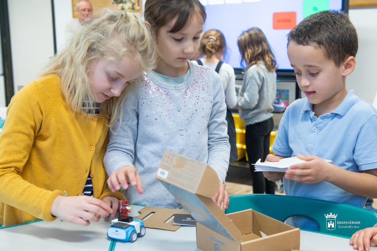 Okostantermet adtak át a Kossuth iskolában