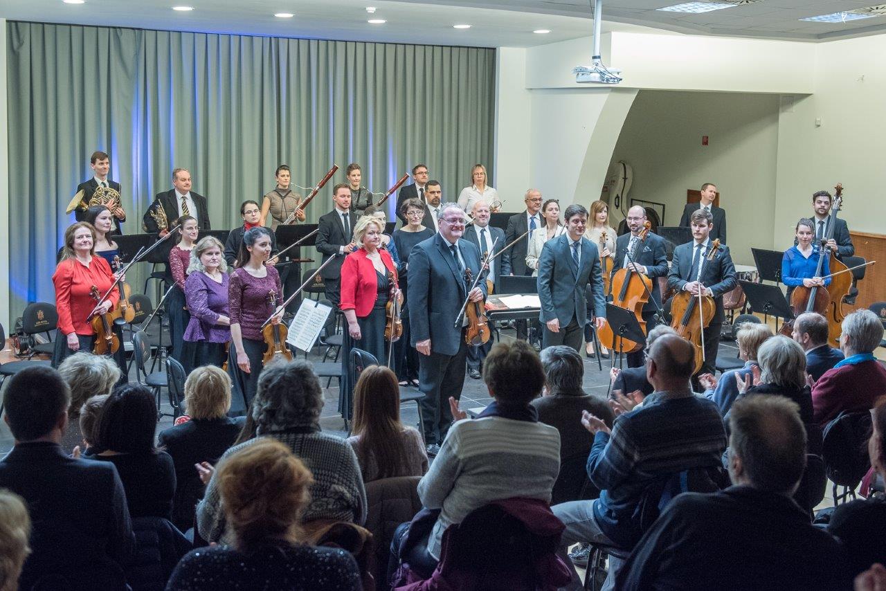 Mozartról kérdezték a karmestert