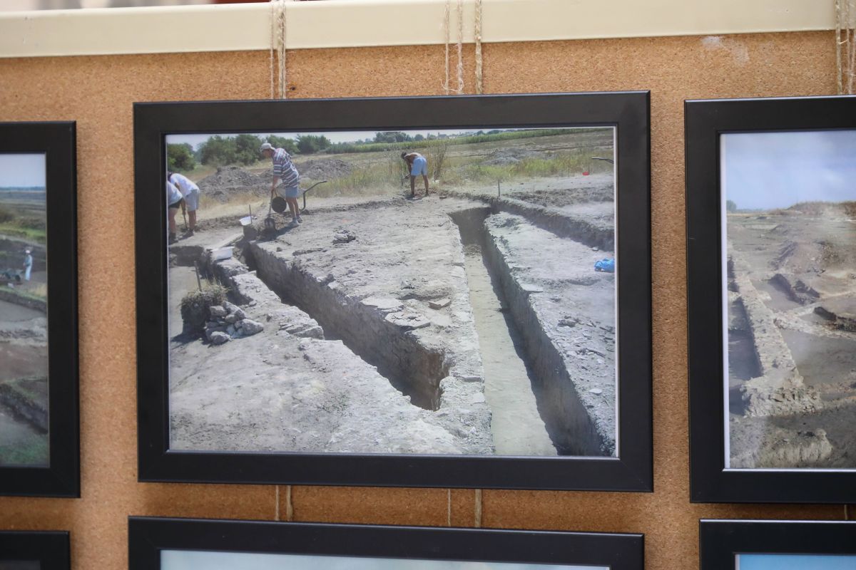 Egy ásatás története vándorkiállítás a Deák Technikumban