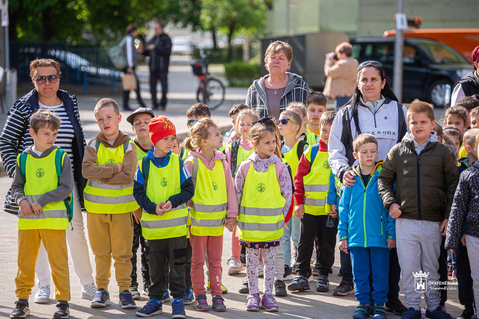 Közlekedési Kultúra Napja a Németh László Általános Iskola előtt