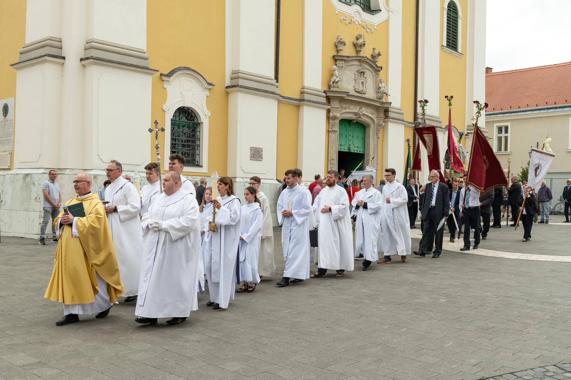 Úrnapi körmenet Székesfehérváron