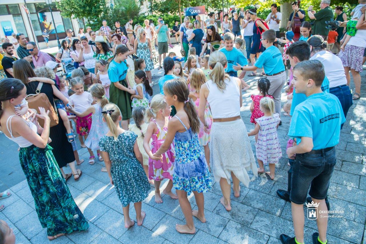 Királyi Játékér az Országzászló téren