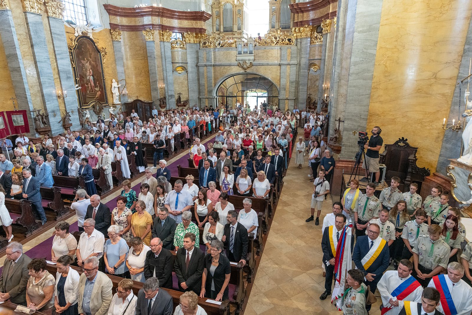 Székesfehérvár fogadalmi ünnepe Szent István országfelajánlásának napján
