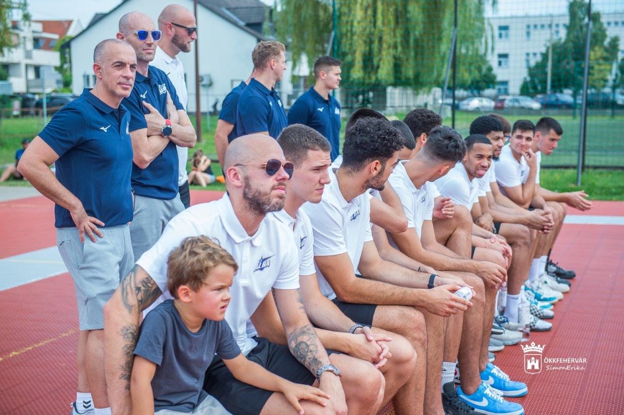 Nézze meg képeken az Arconic-Alba Fehérvár családi napját