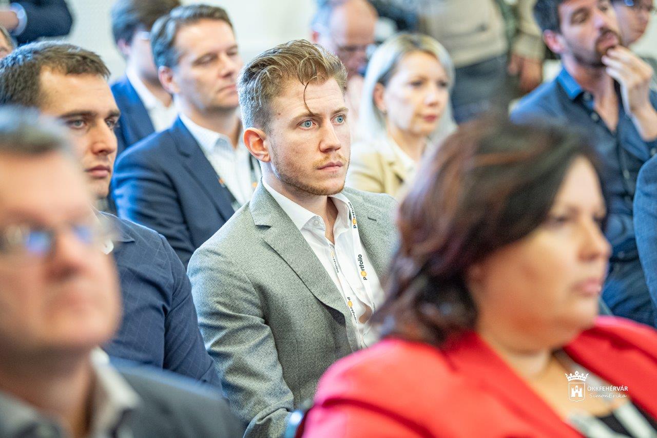 Portfolio gazdasági konferencia hazai vállalkozásoknak