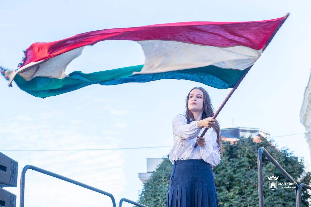 Mi, Józsefesek - utcaszínházi előadás 2023.