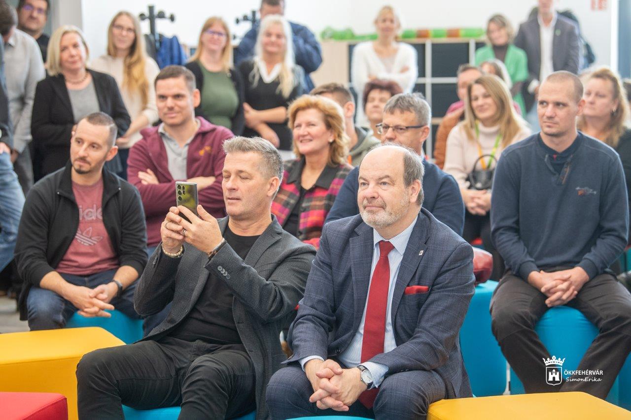 Csomagolásmentes karácsony a Depóniával