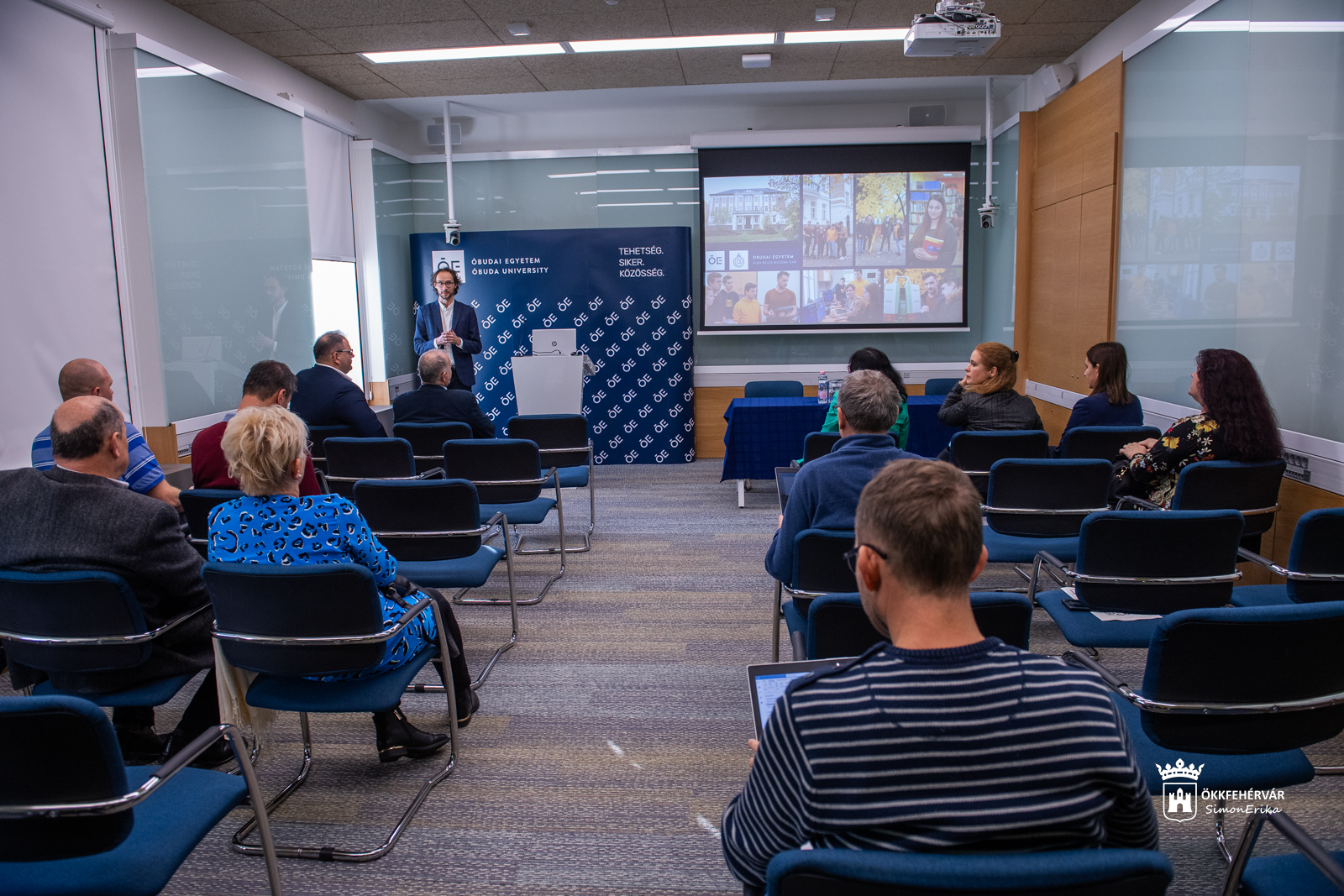 Közös tájékoztató fórum az Óbudai Egyetemen