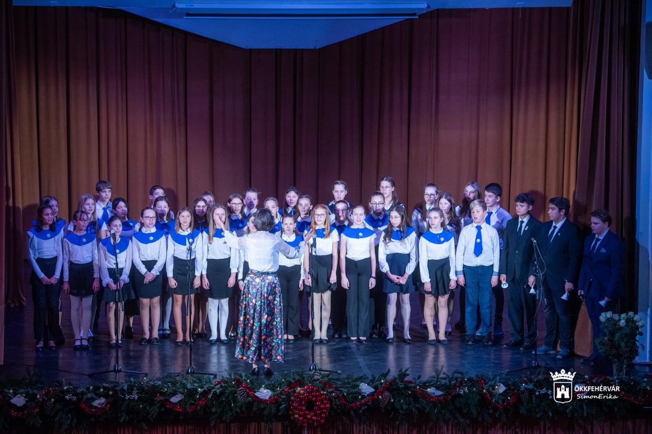 Adventi Jótékonysági Est a moldovai magyar gyermekekért