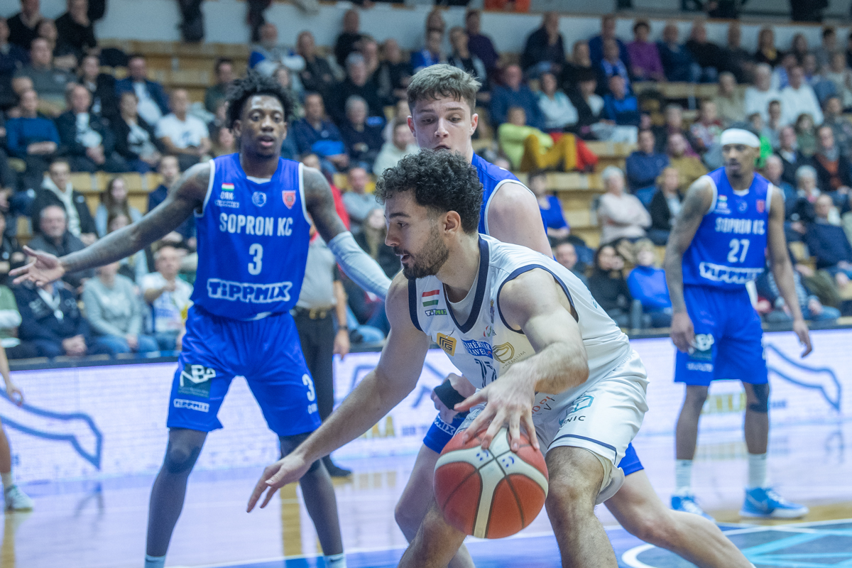 Arconic-Alba Fehérvár - Sopron KC 100-73