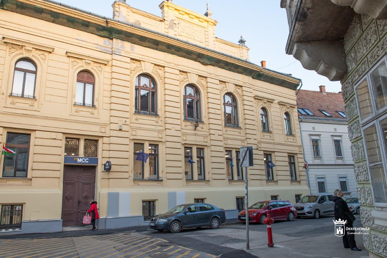 A Táncsics utcába költözött az MCC új Székesfehérvári Képzési Központja
