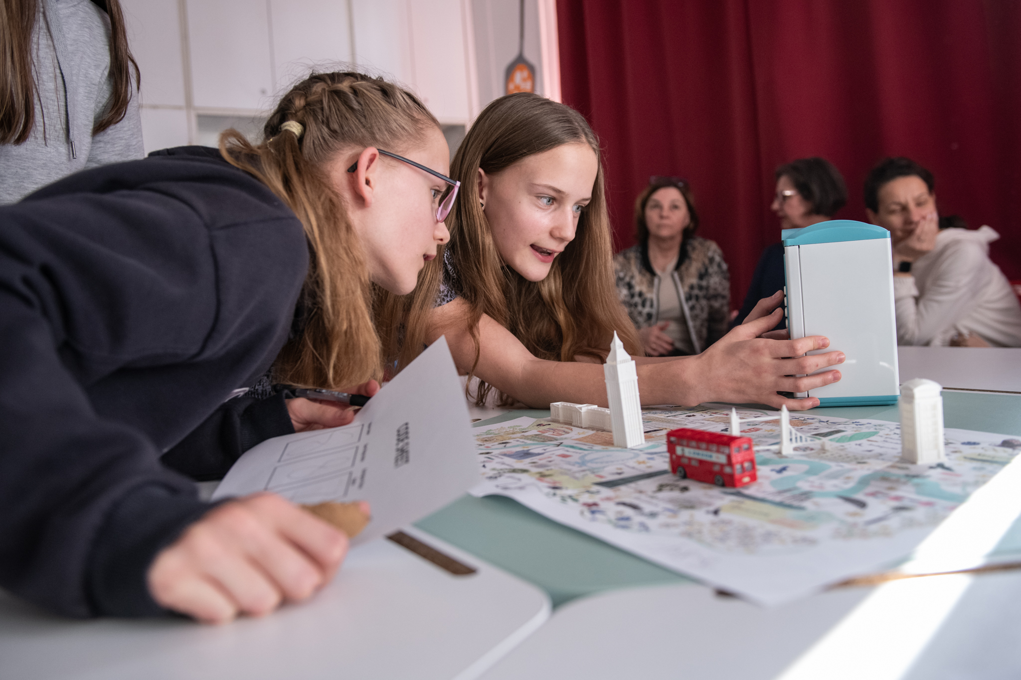 Okostanterem avató a Teleki Gimnázium Sziget utcai Tagintézményében