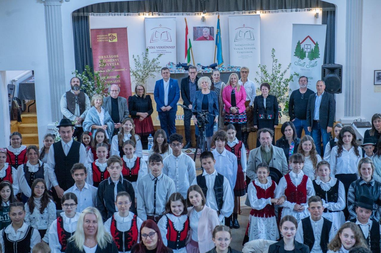 Képeken az idei Csíki Versünnep