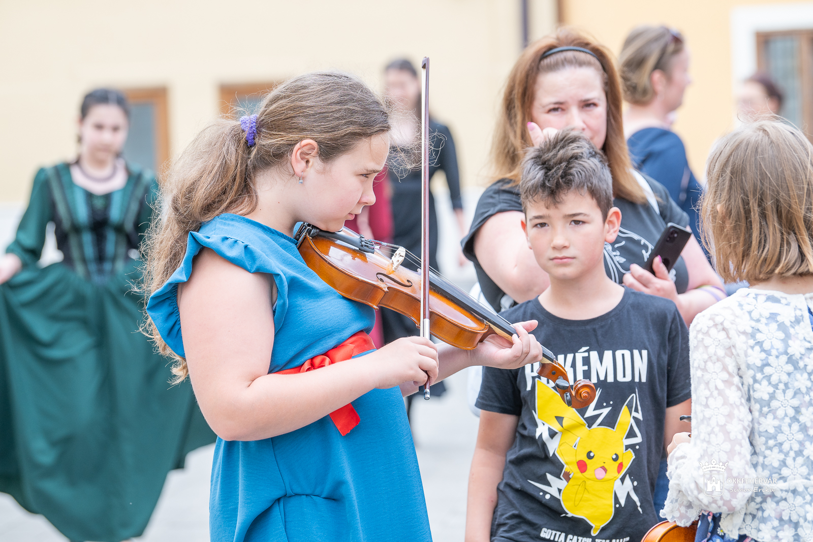 Fejér Vármegyei Alapfokú Művészeti Iskolák Vándortalálkozója a Belvárosban