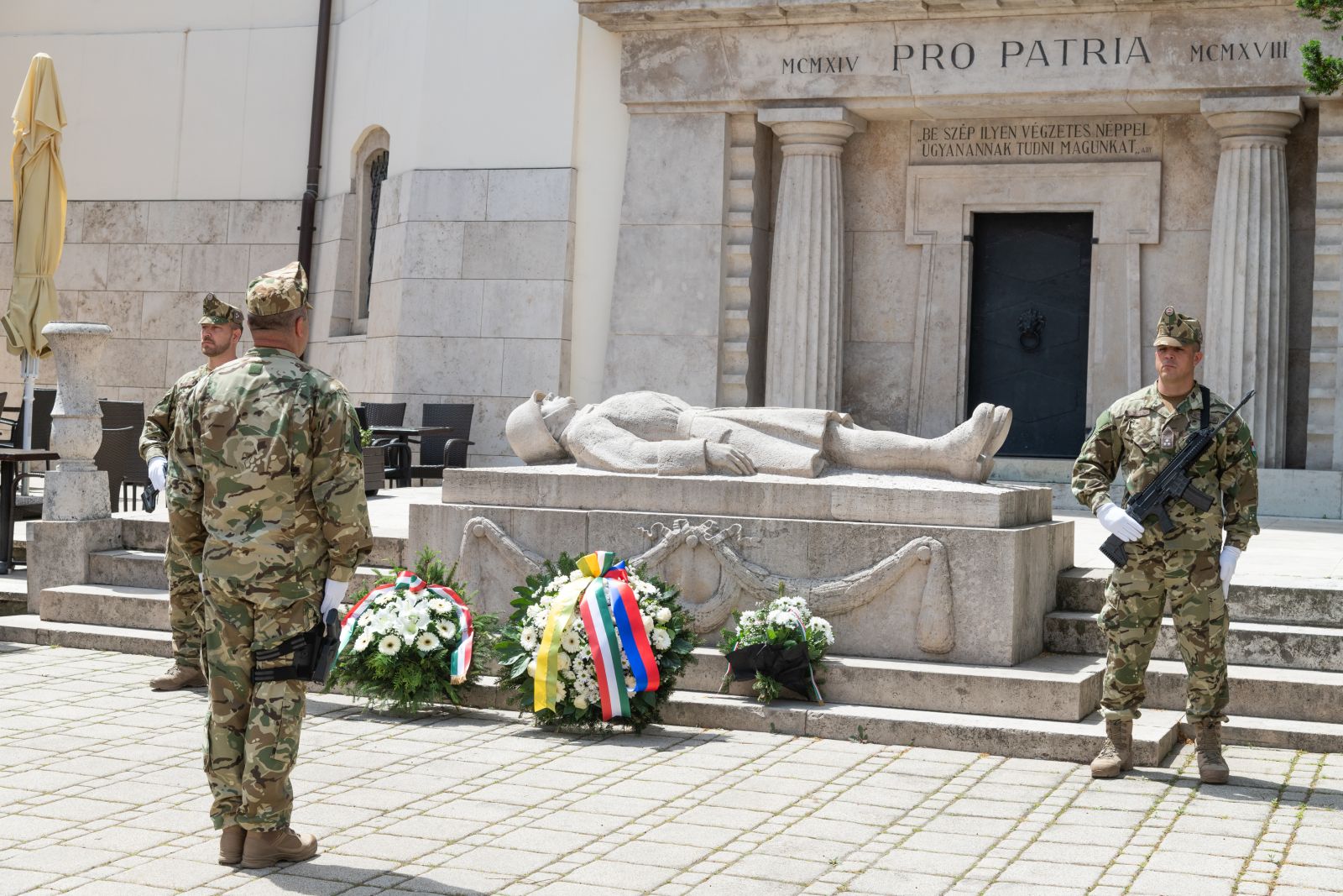 Hősök napi megemlékezés a Hősök terén