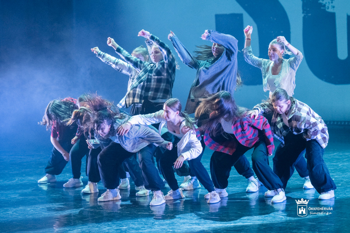 Jubileumi gálát rendezett a Megadance Táncszínház