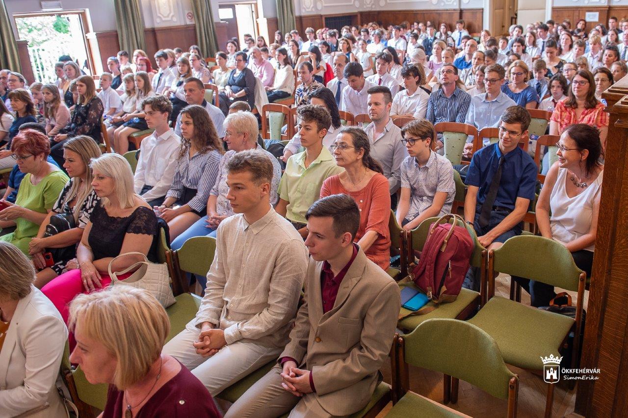 Tanulmányi- és tehetséggondozó versenyek díjátadó ünnepsége