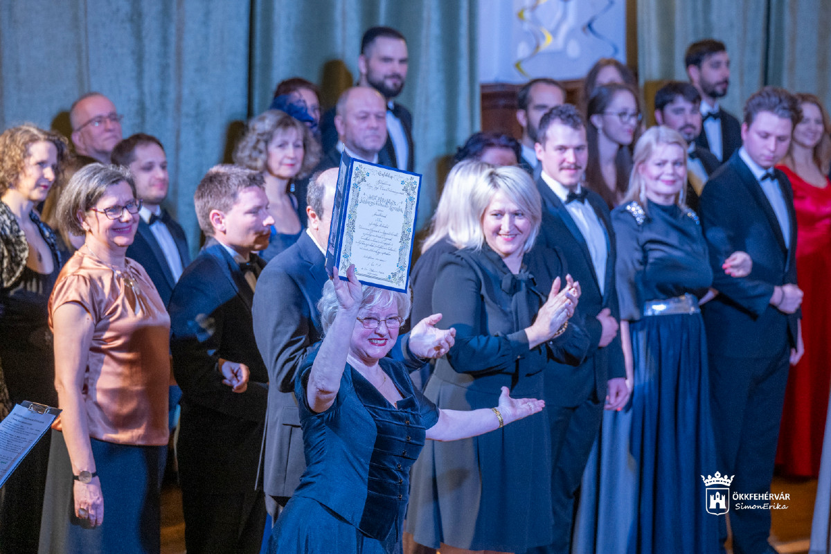 Operaparádé a jubiláló Vox Mirabilis Kórussal