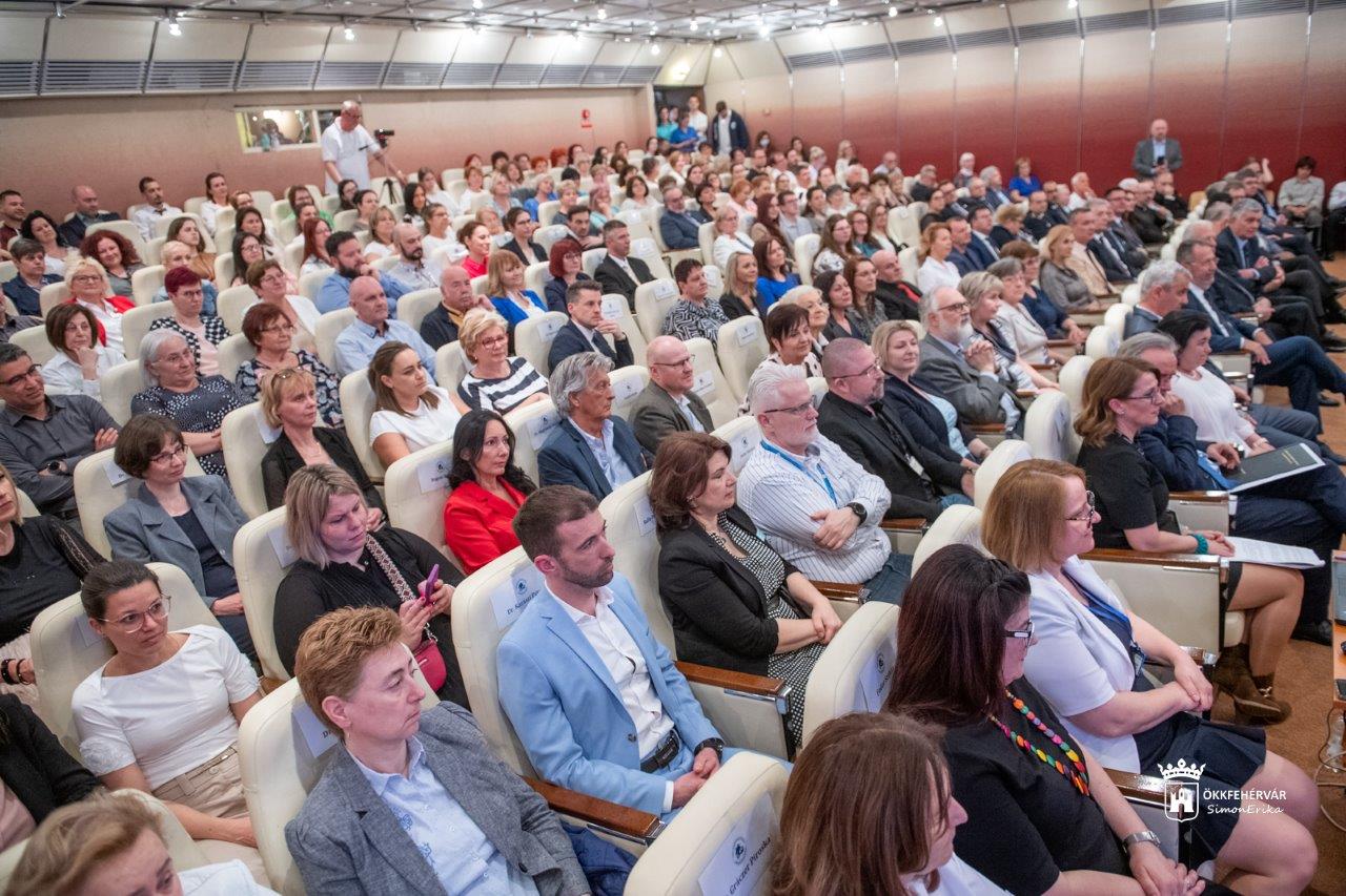 Szent György napi ünnepség a kórházban 2025