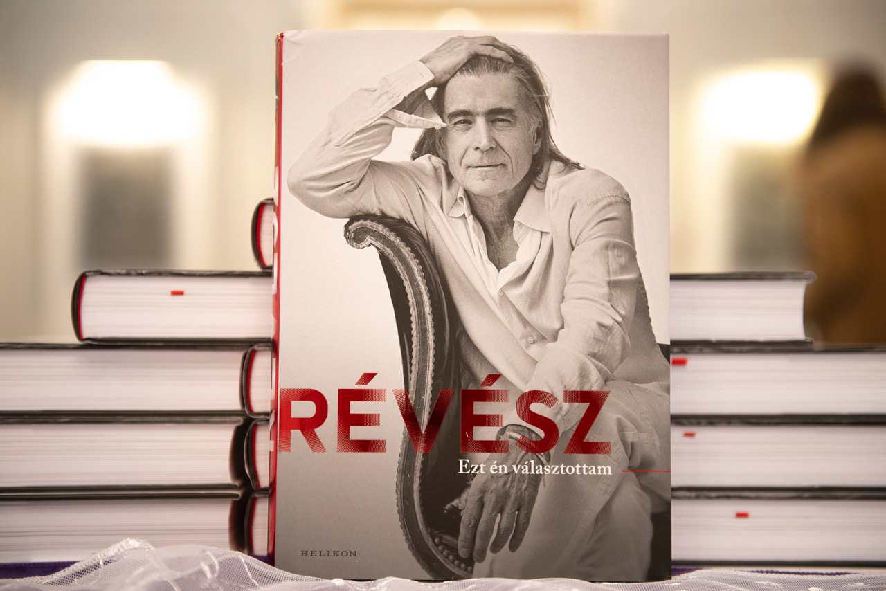 Révész Sándor életrajzi estje Fehérváron