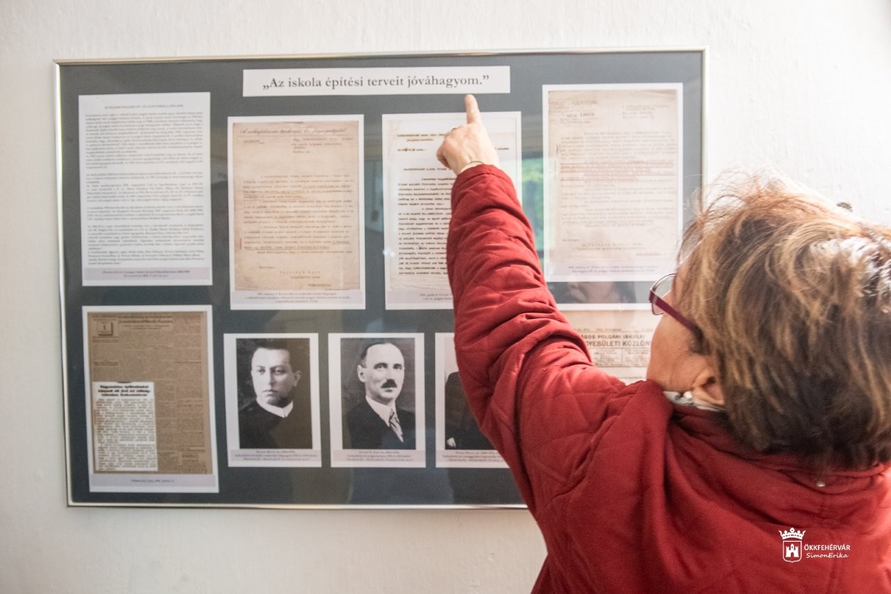 Kiállítás a mai Kodály iskola épületének történetéről