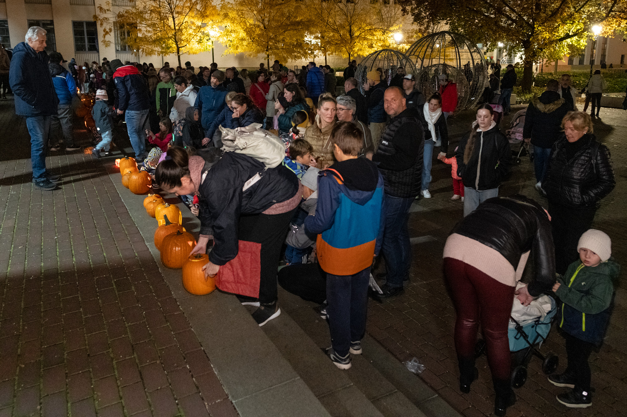 Képeken a Bartók Béla téri Töklámpás fesztivál 2025