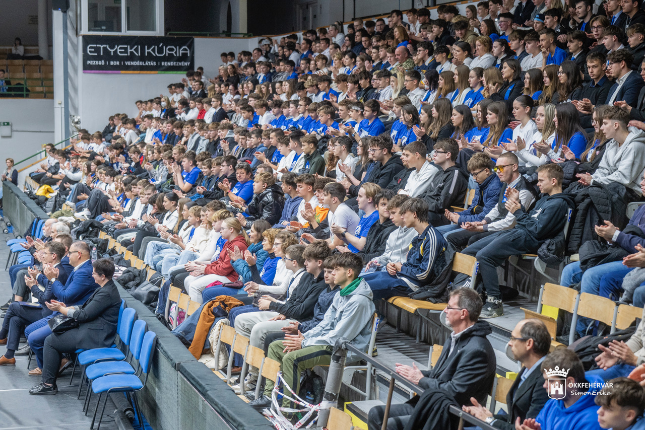 Jáky 75. - így ünnepelte az iskola a jeles évfordulót