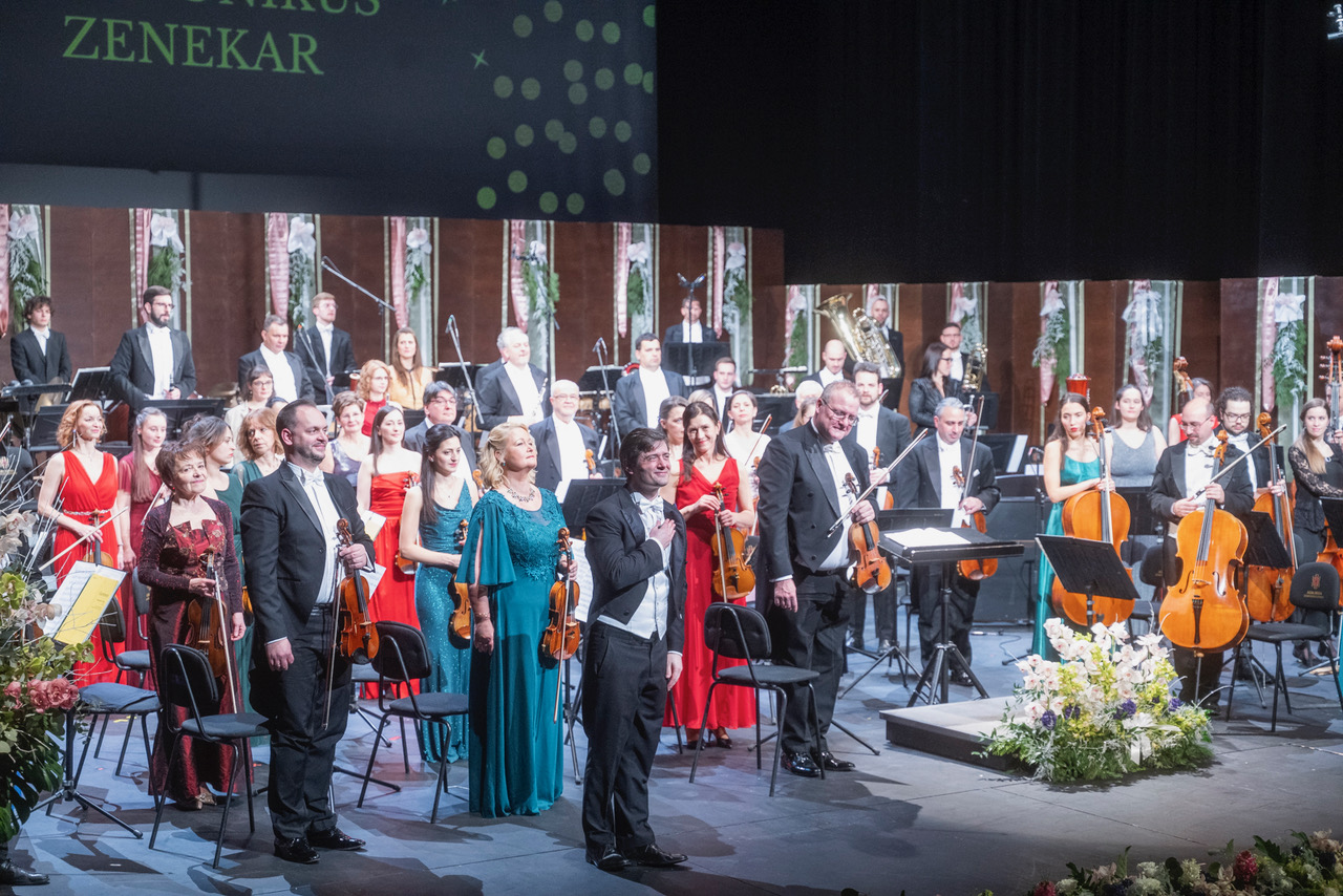 Újévi koncert az Alba Regia Szimfonikus Zenekarral