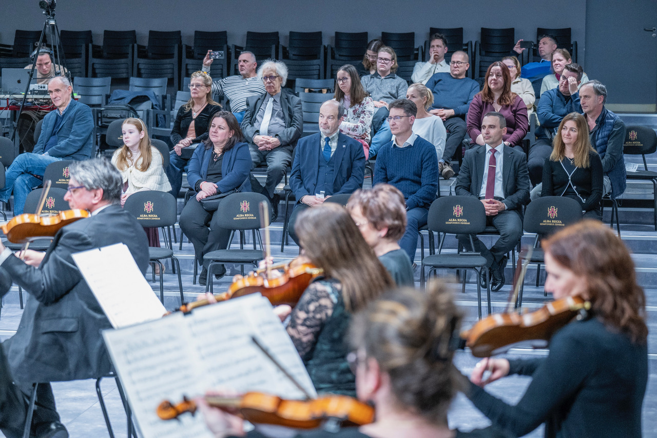 Kérdezd a zeneszerzőt az Alba Regia Szimfonikus Zenekarral!