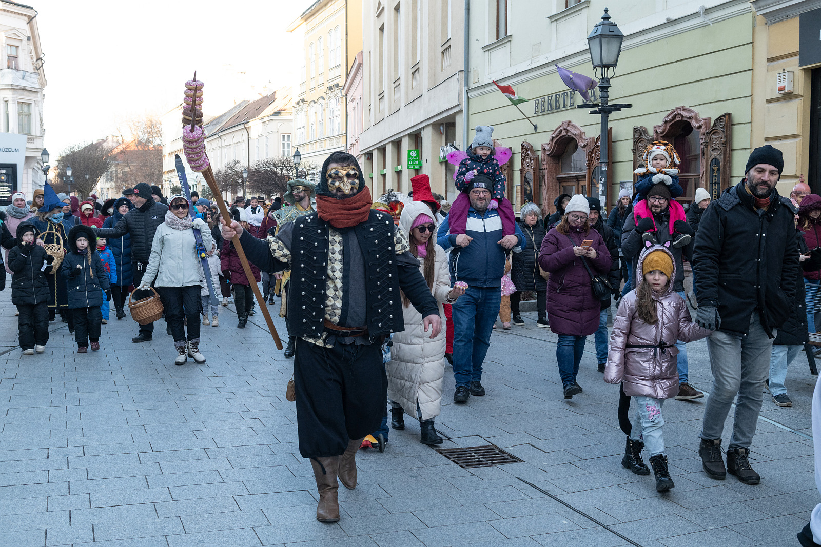 Farsangfarki felvonulás Fehérvár belvárosában