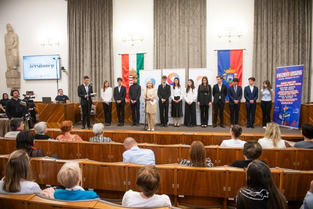 Fehérvári Versünnep 2026. - DÖNTŐ