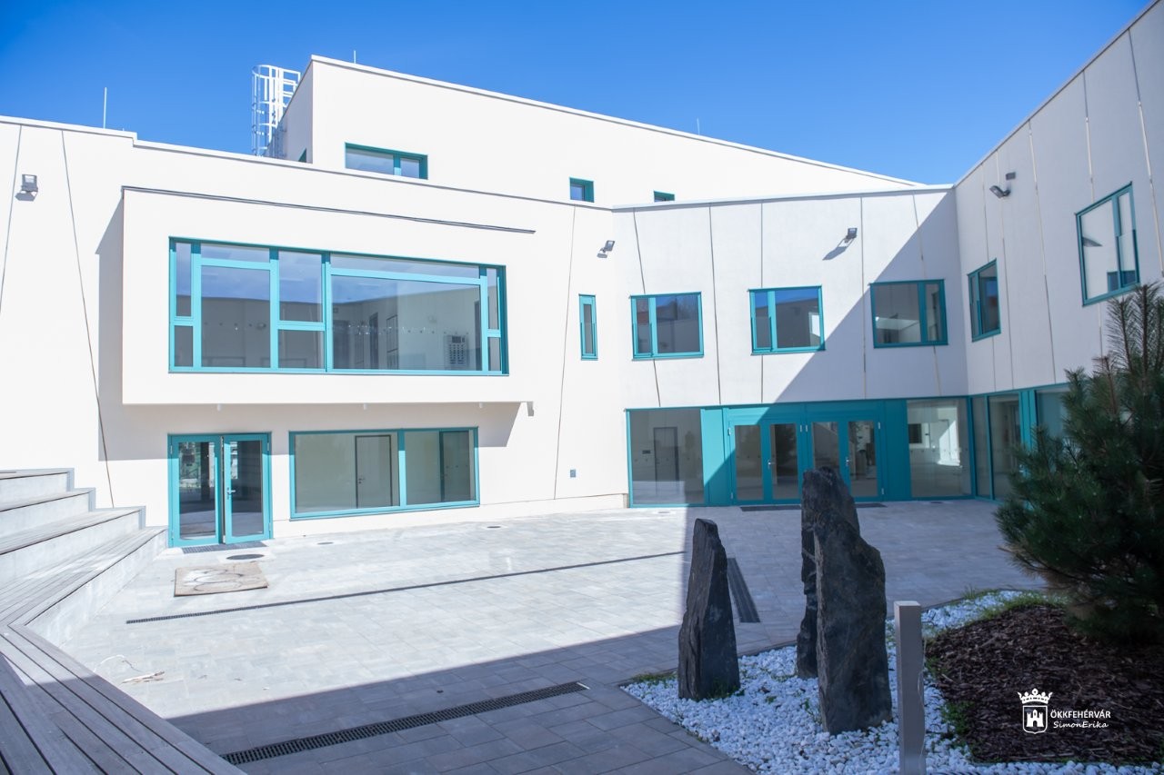 Nézze meg képeken a megújuló Vasvári Pál Gimnáziumot