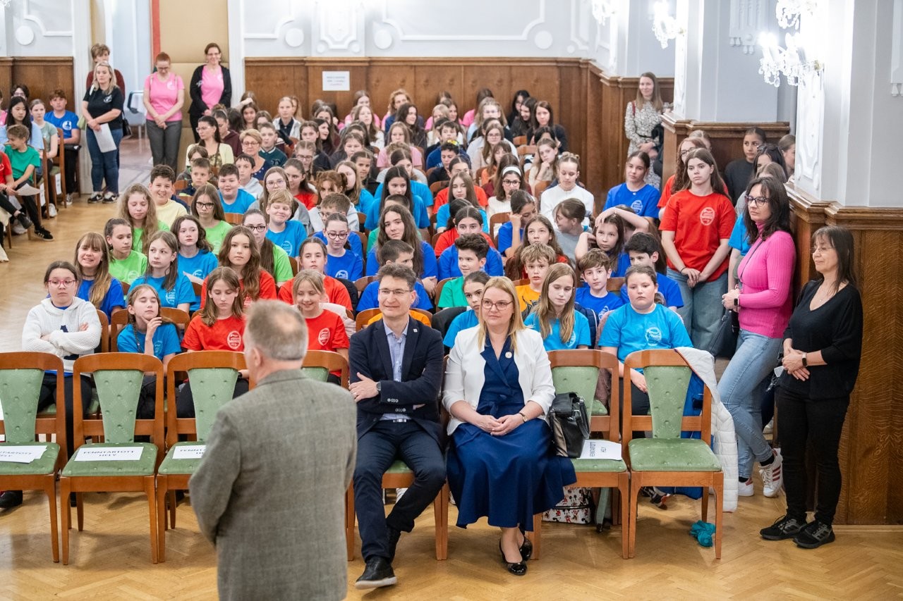 A XVIII. Alba Regia Gyermek- és Ifjúsági Kórusfesztivál megnyitója