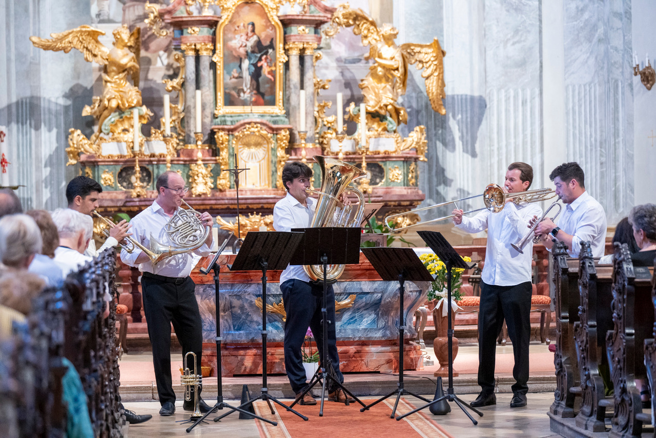 Rézfúvós est a Harmonia Albensis sorozatban