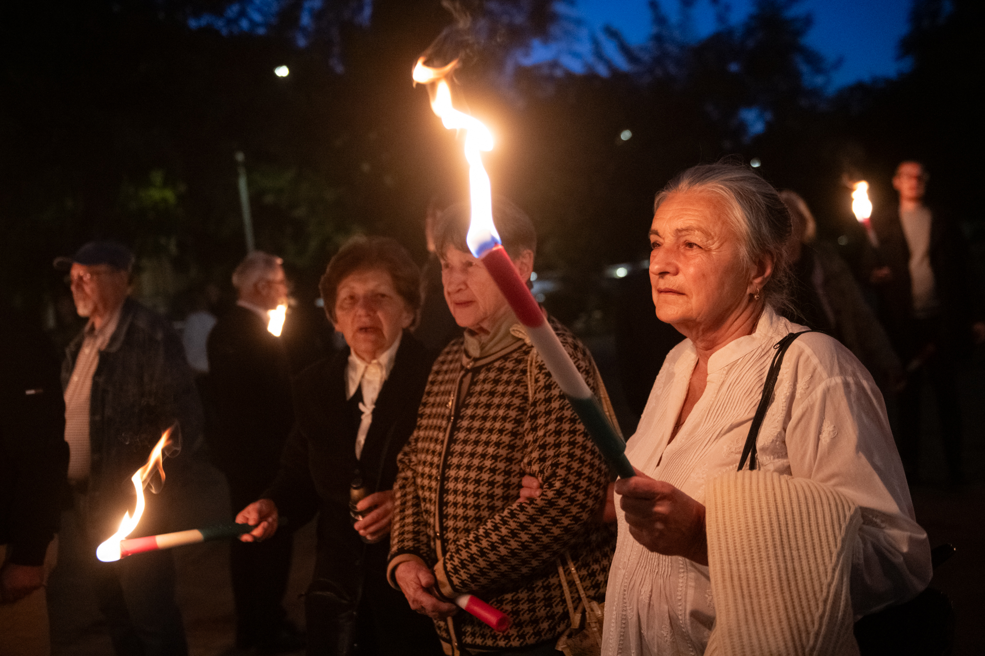 Fáklyás megemlékezés a nemzeti gyásznap előestéjén Fehérváron