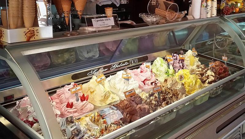 Hol fagyizhatunk Fehérváron féláron a magyar kézműves fagylalt napján?